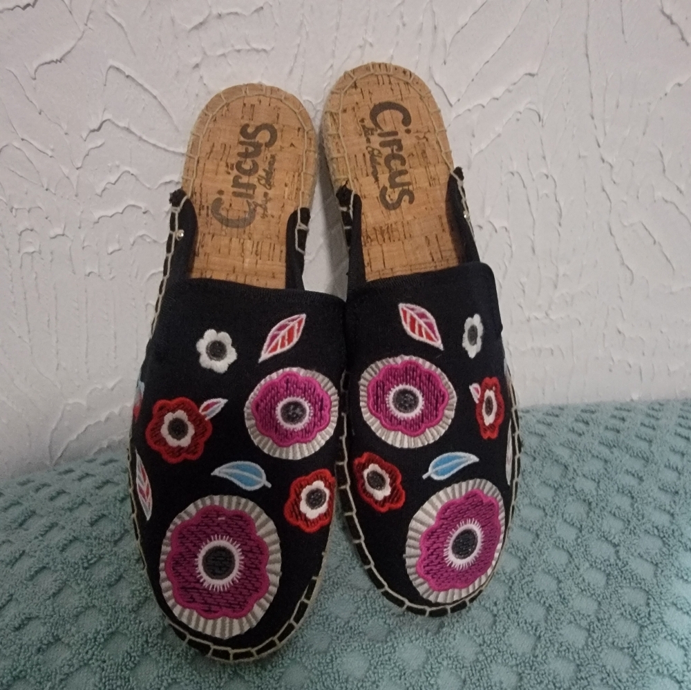 Circus By Sam Edelman  Mules, Lucy Floral Embroidered Espadrille, women's 7.5